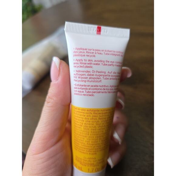 Comfort Scrub by Clarins for Women - 1.7 oz Scrub - Picture 16 of 16